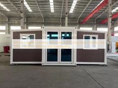 40ft Expandable Container Home with 72m² Living Space, Folding Size 11800 × 6220 × 2480mm, and Steel Roofing